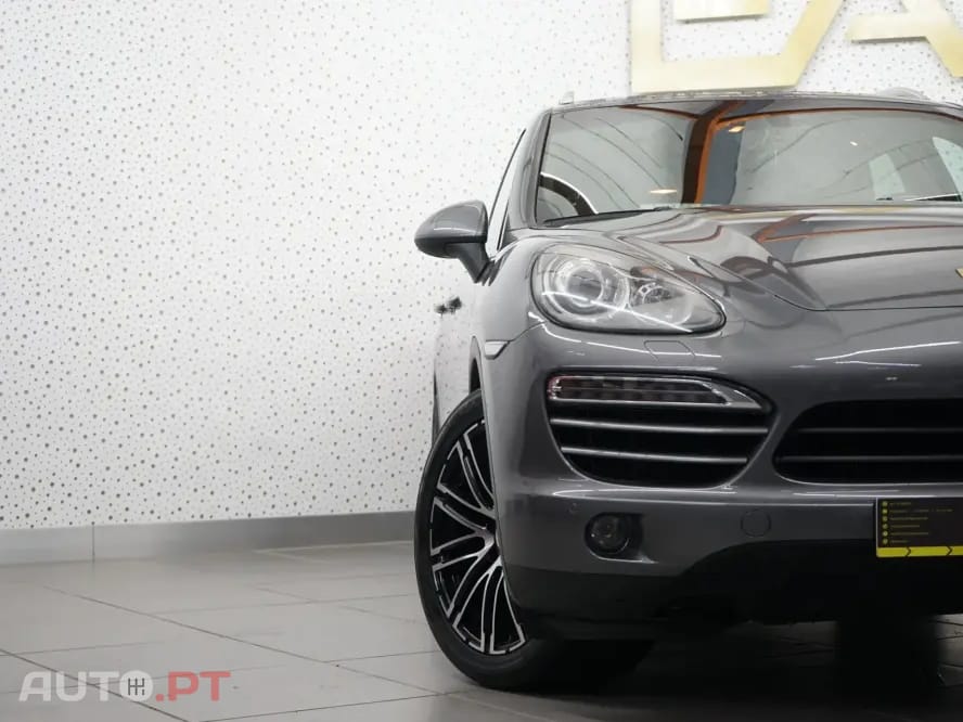 Porsche Cayenne Tiptronic