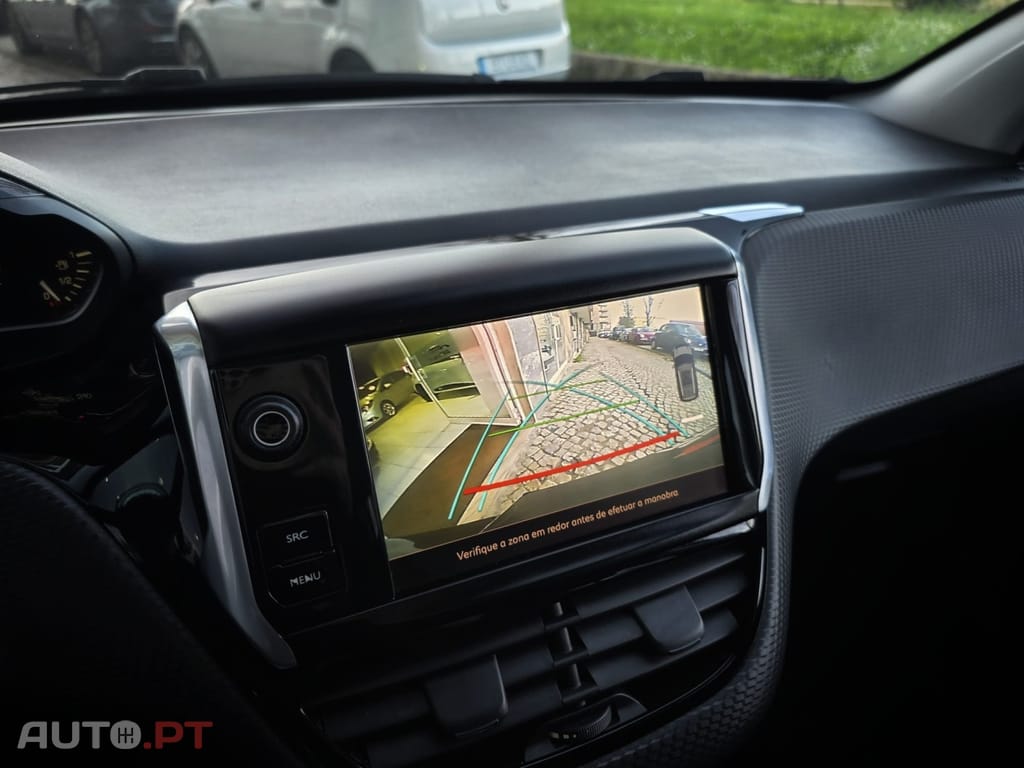 Peugeot 2008 1.2 PureTech Style