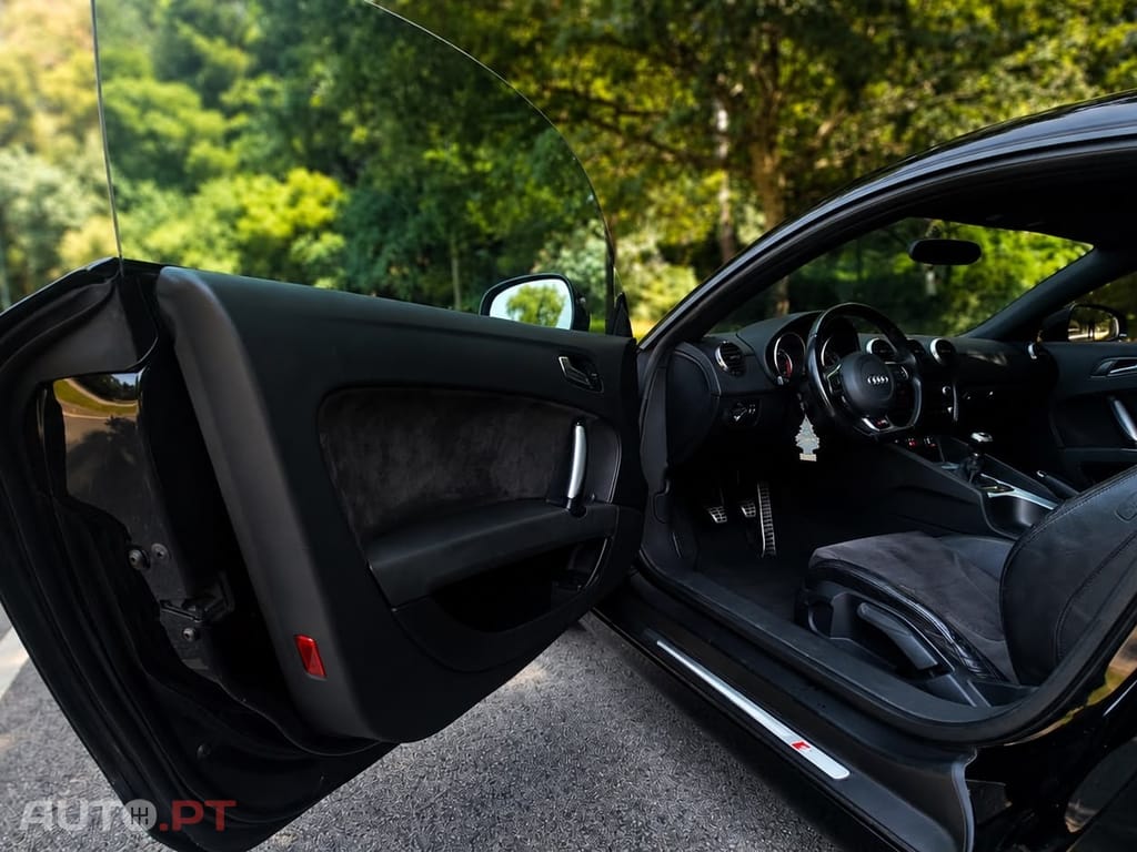 Audi TT 2.0 TDI quattro S-line