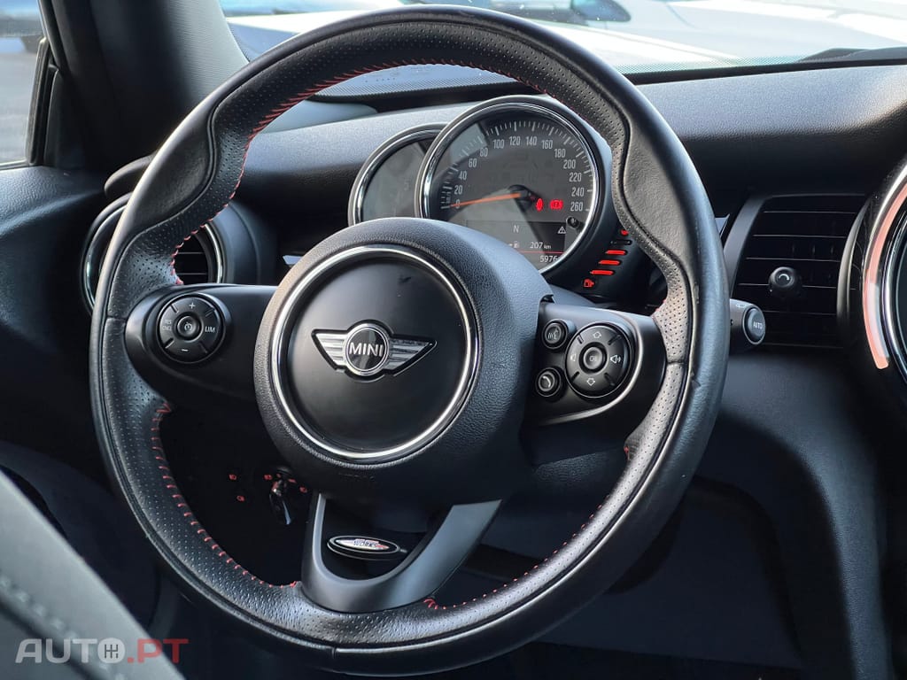 MINI Cooper Cooper D