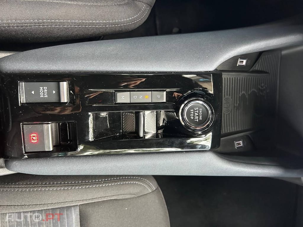 Alfa Romeo Junior 1.2 eDCT6