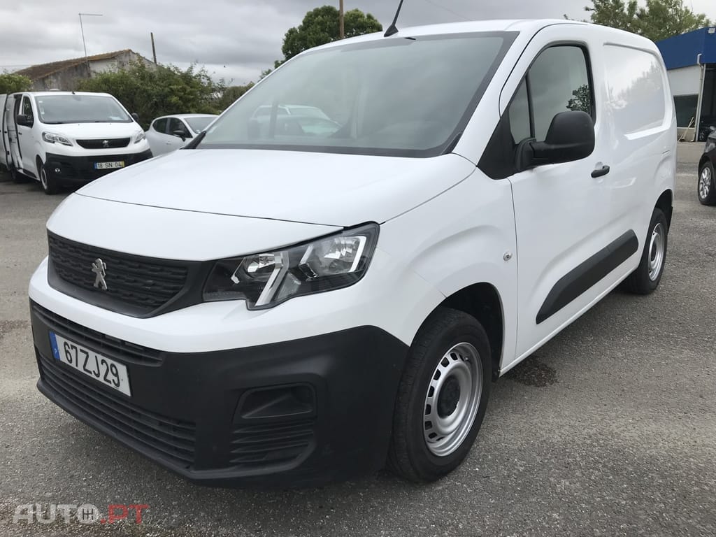 Peugeot Partner 1.5 BlueHDi Asphalt Standard