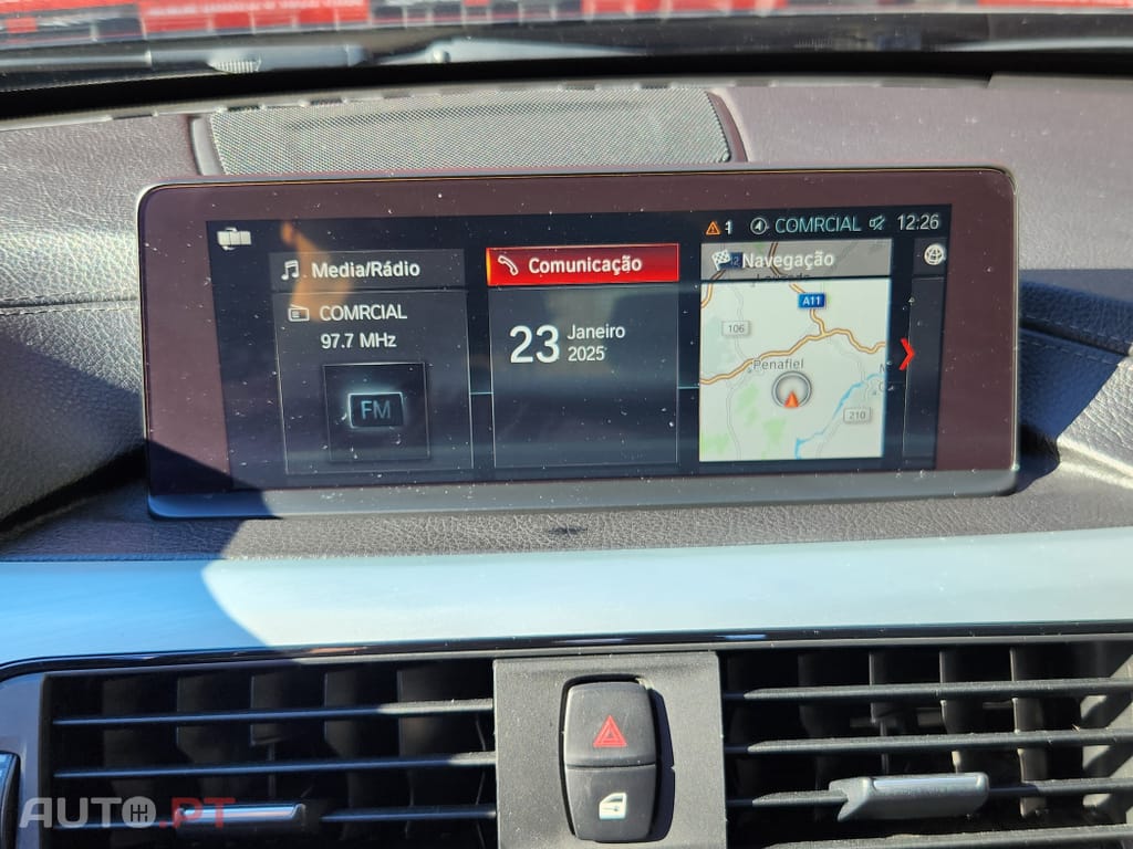 BMW 318 d Touring Line Luxury Purity