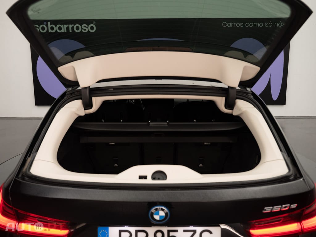 BMW 320 e Auto
