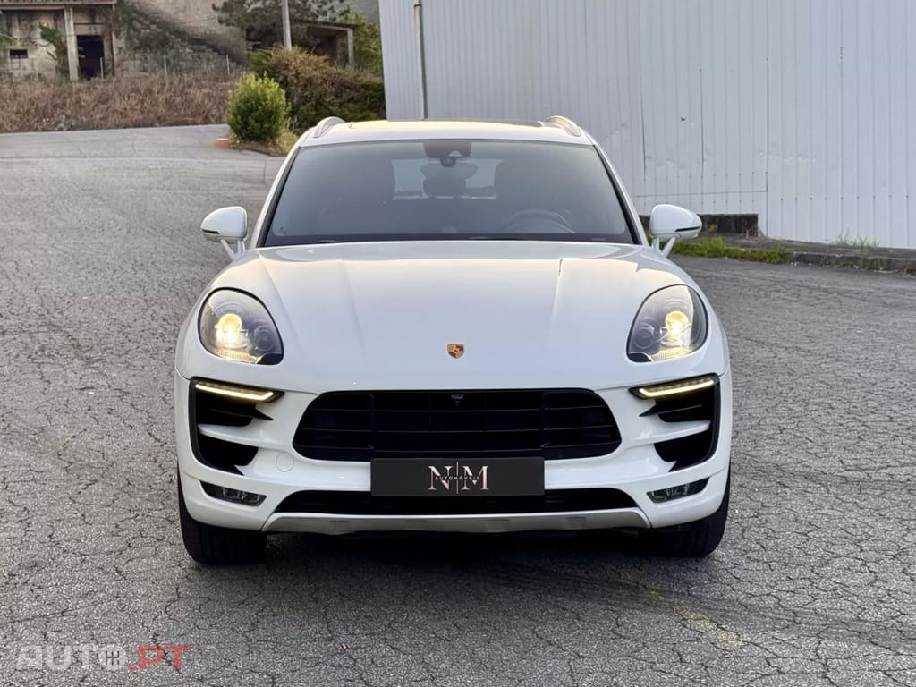 Porsche Macan S
