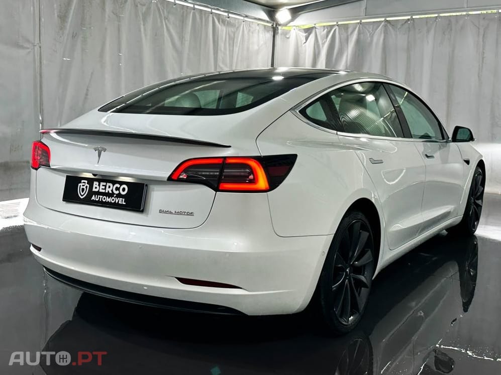 Tesla Model 3 Performance Dual Motor AWD