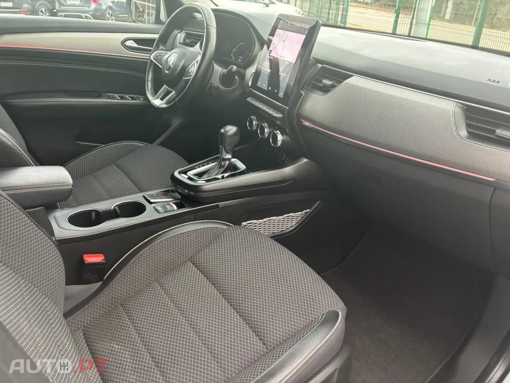 Renault Arkana 1.6 E-Tech Intens