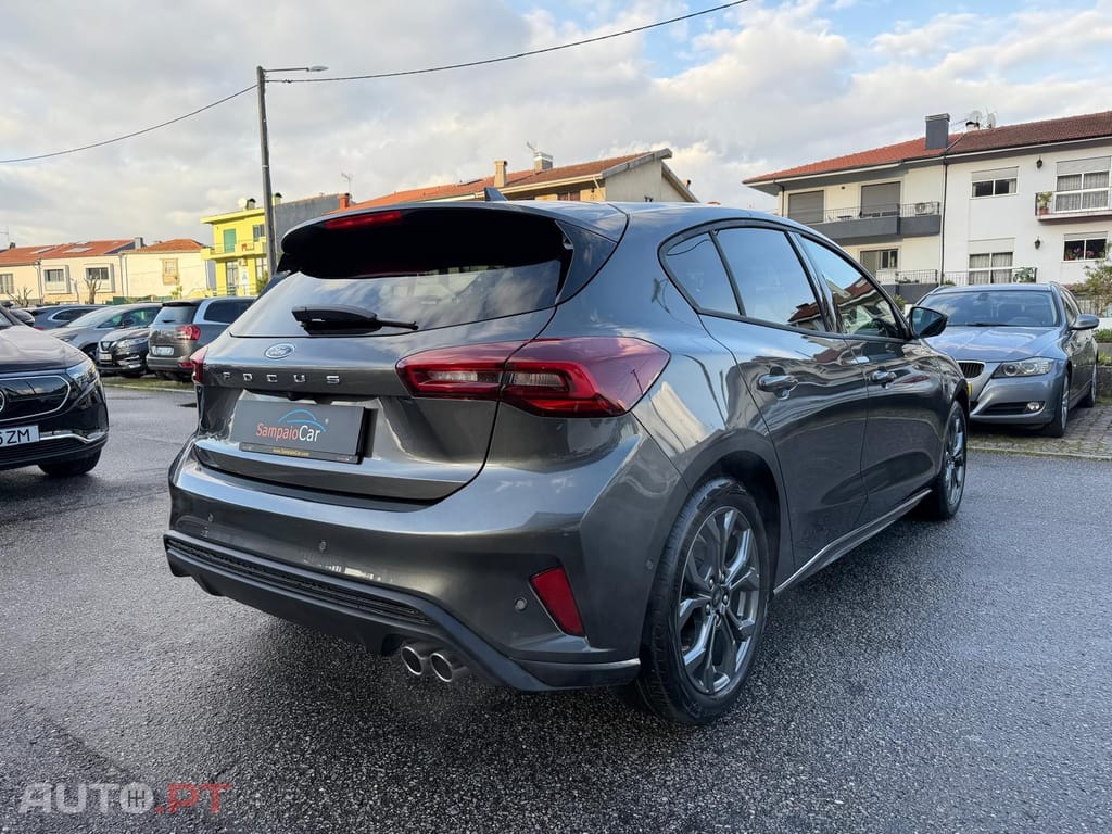 Ford Focus 1.0 EcoBoost MHEV ST-Line