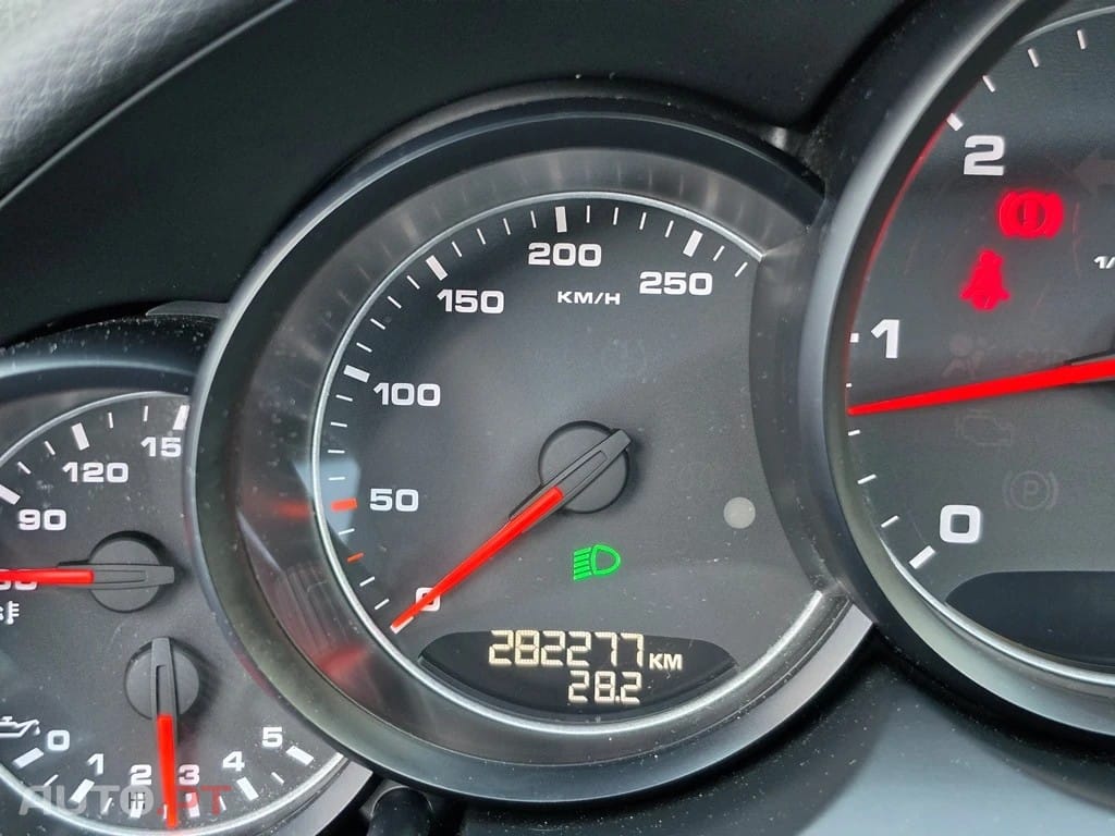Porsche Cayenne Platinum Edition