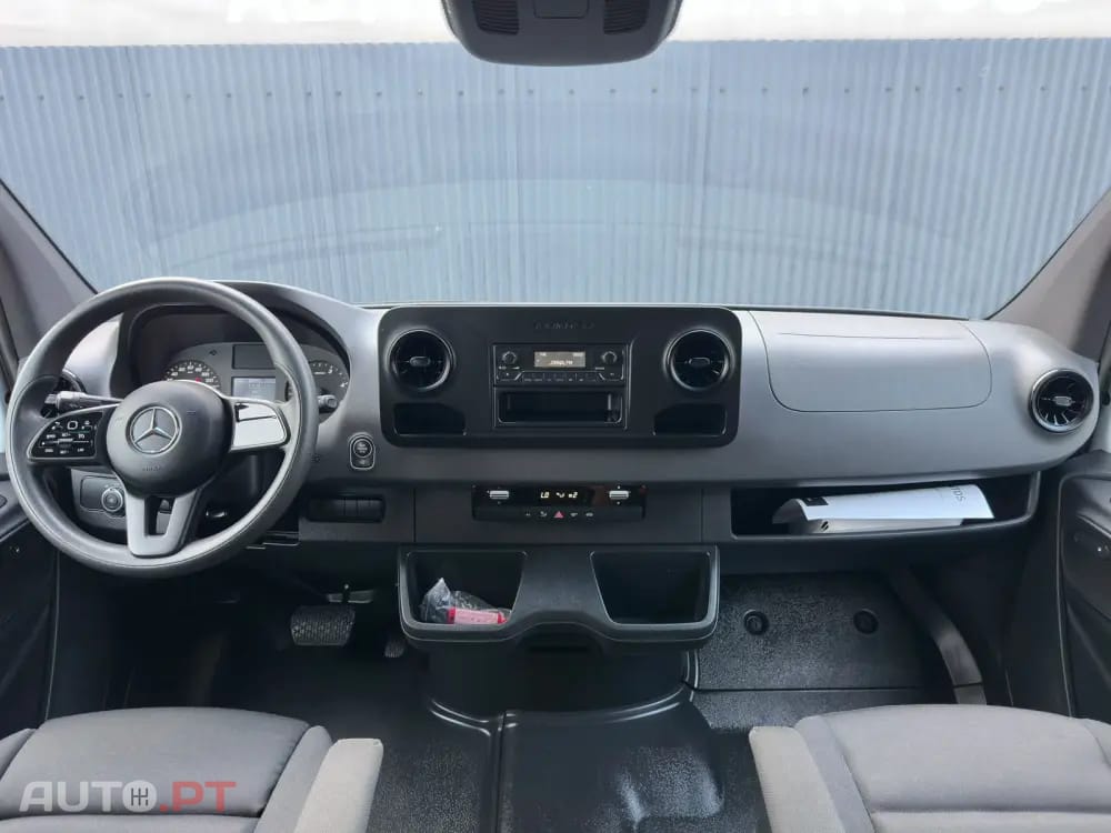 Mercedes-Benz Sprinter Compacta HA 9G-TRONIC
