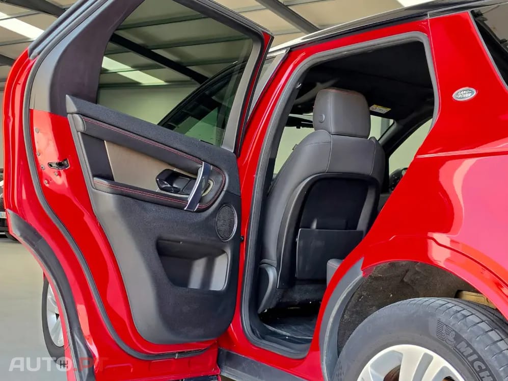 Land Rover Discovery Sport 2.0 eD4 R-Dynamic S 7L