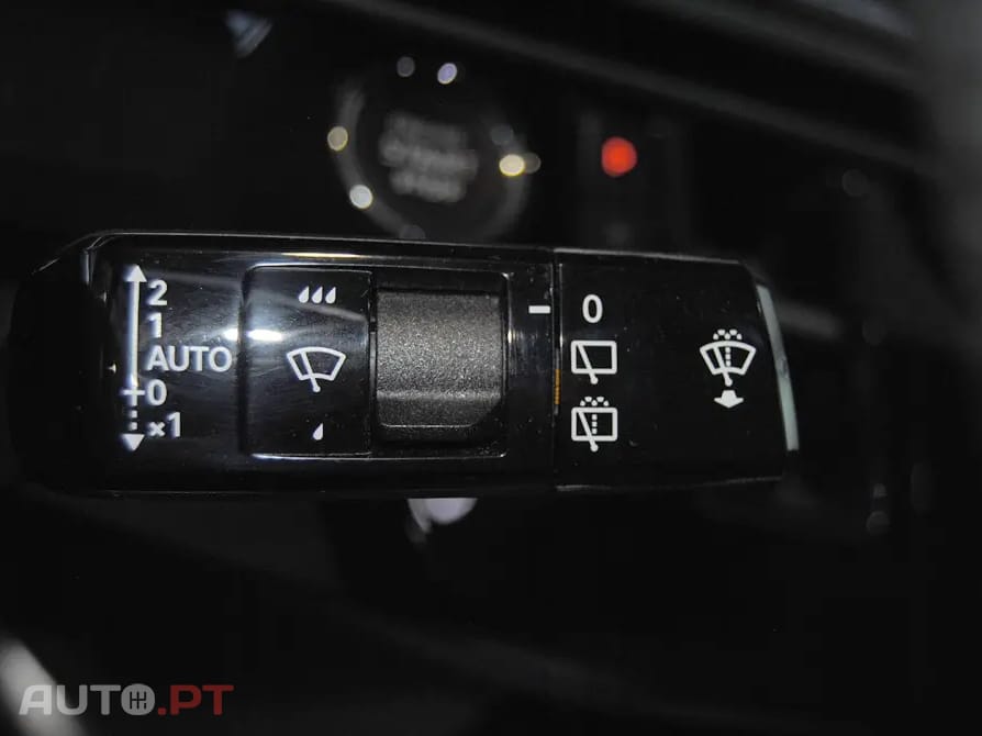 Peugeot 5008 1.2 Hybrid Allure e-DCS6