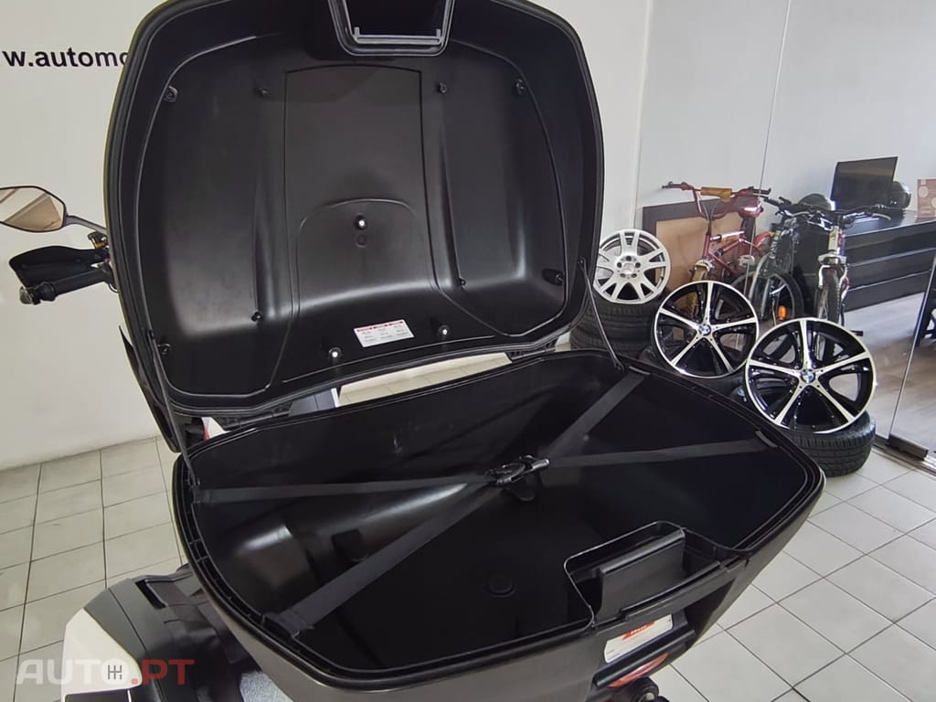 Ducati Multistrada 950 S  GP White