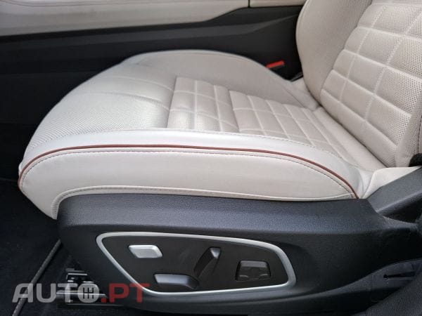 Renault Espace 1.2 E-Tech full hybrid 200cv iconic