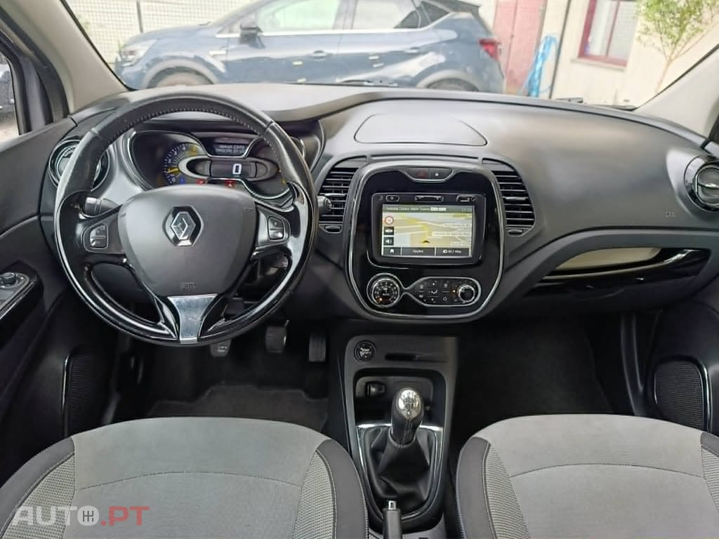 Renault Captur 1.5 DCI INTENS