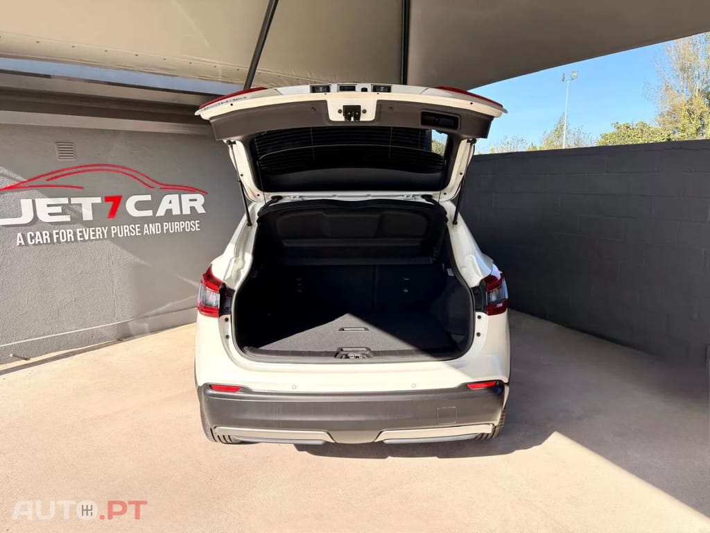 Nissan Qashqai 1.2 DIG-T N-Connecta