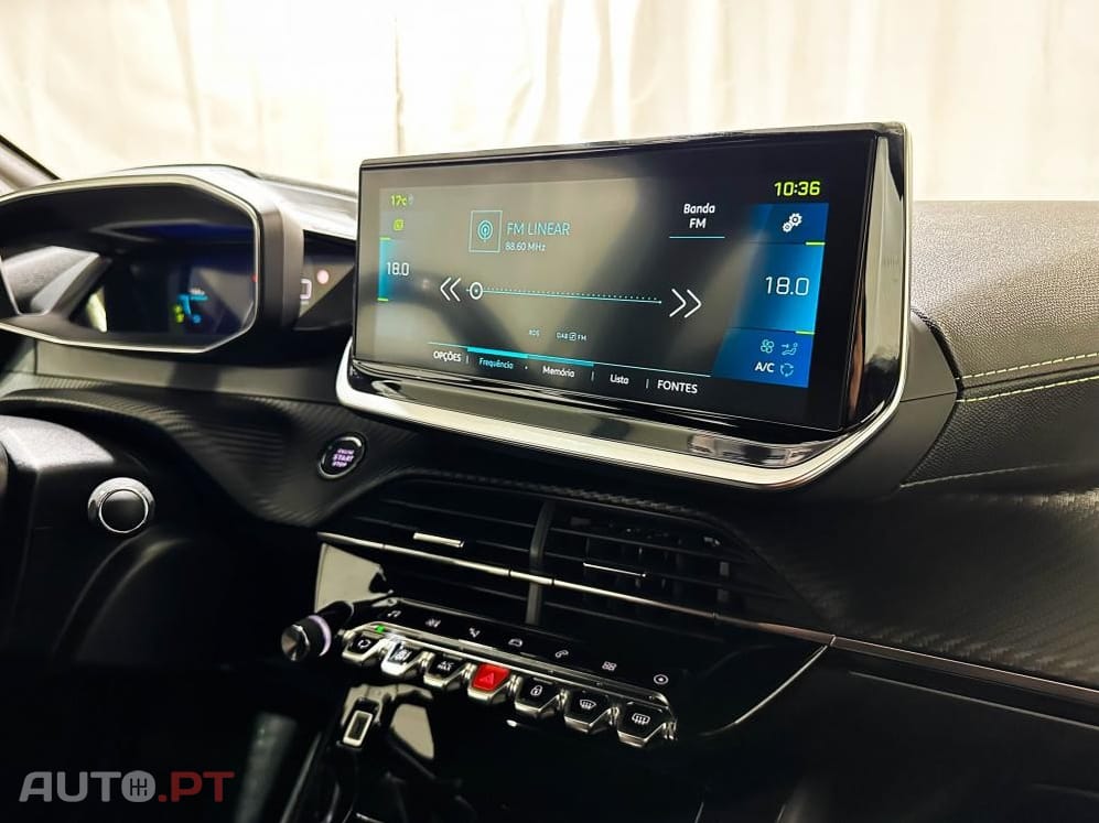 Peugeot E-208 50 kWh GT Pack