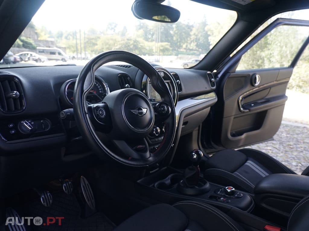 MINI Countryman One D