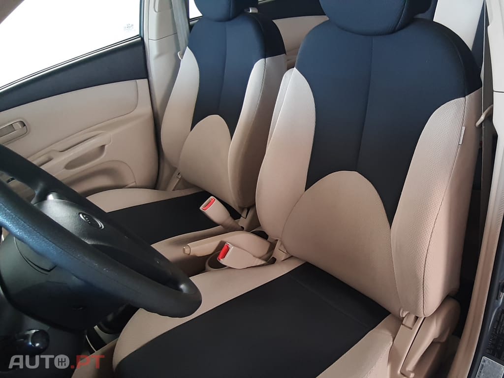 Kia Rio EX 1.5 CRDI 16V 110 CV