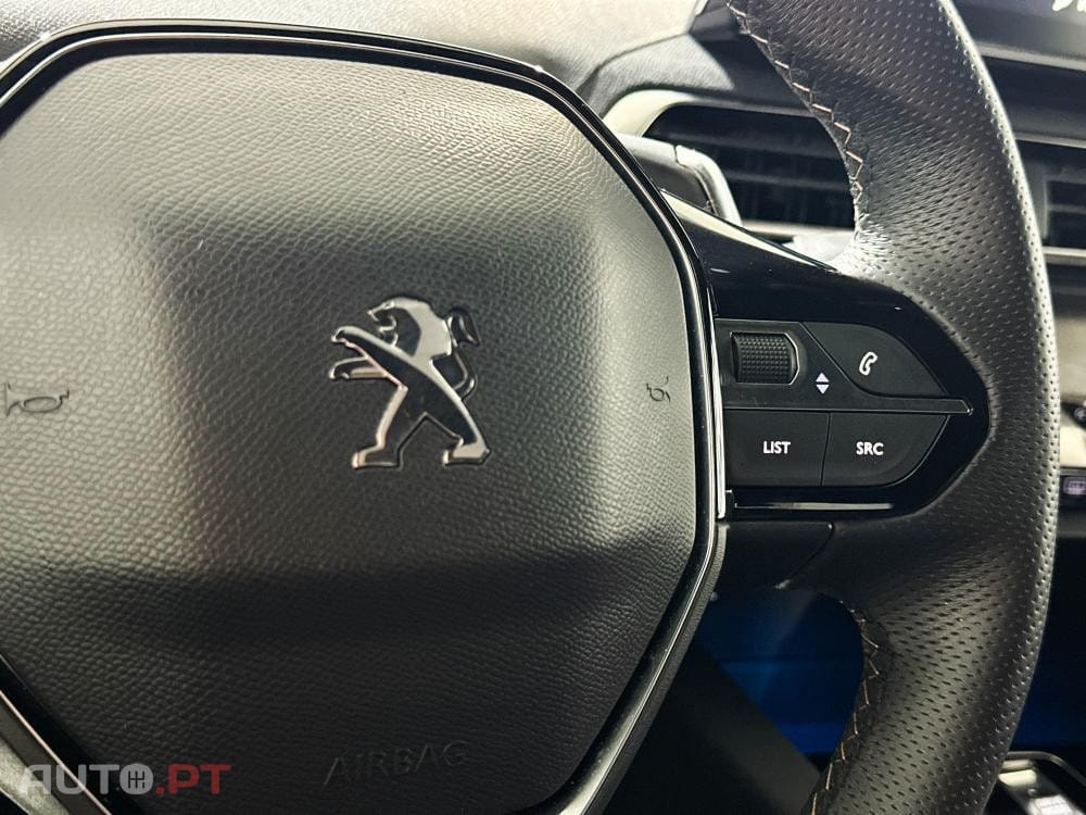 Peugeot 3008 1.6 Hybrid GT Pack e-EAT8