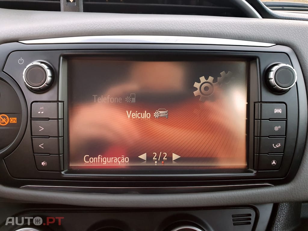 Toyota Yaris 1.0 VVT-i Comfort+Pack Style+Pack Techno+Navi