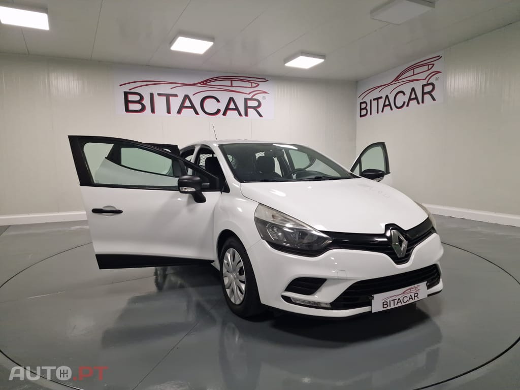 Renault Clio SOCIETE 1.5 DCI ZEN IVA DEDUTÍVEL