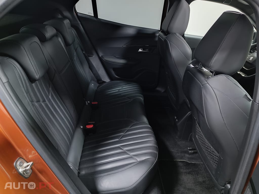 Peugeot 2008 1.2 PureTech GT Line