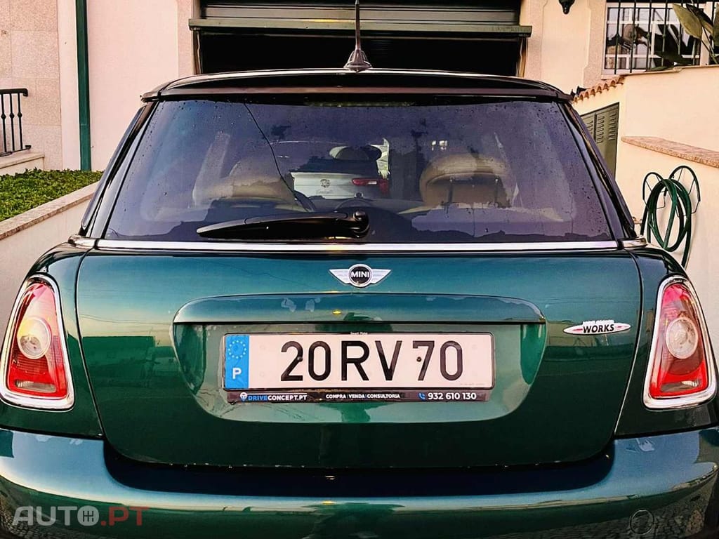 MINI John Cooper Works r56
