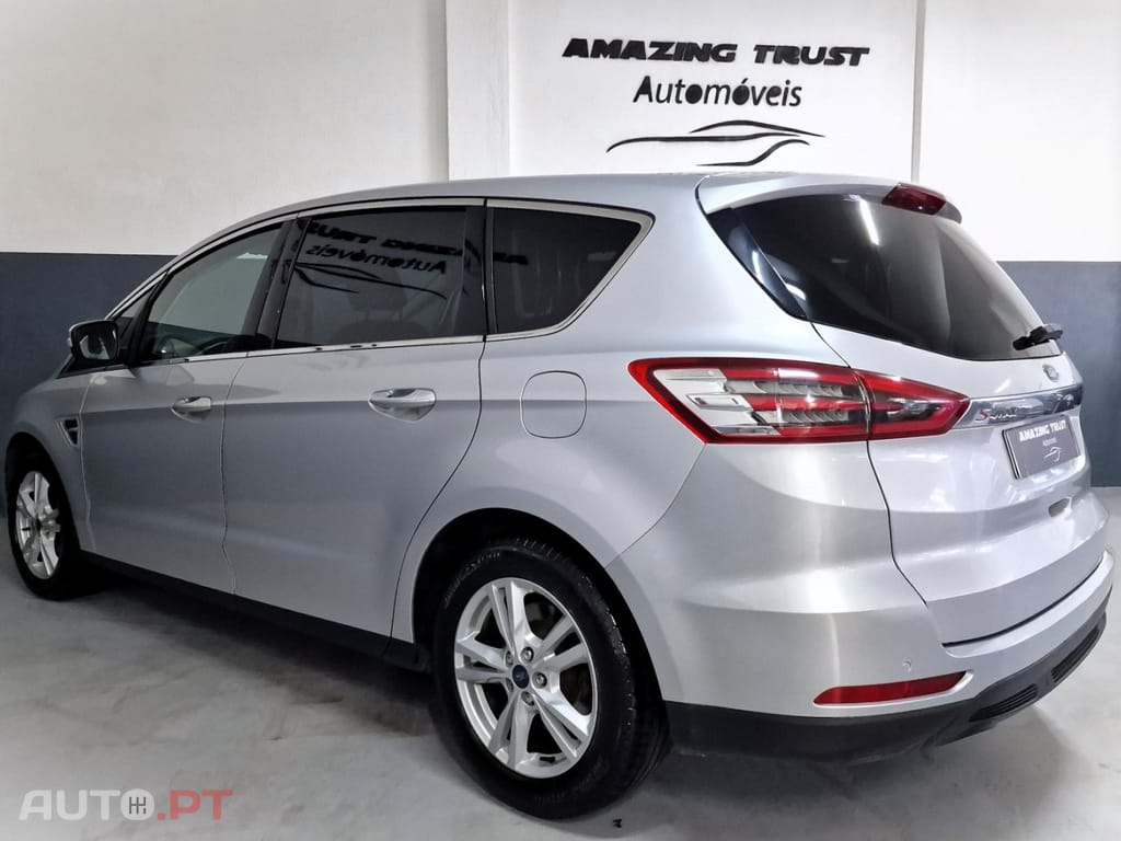 Ford S-Max 2.0 TDCi Titanium