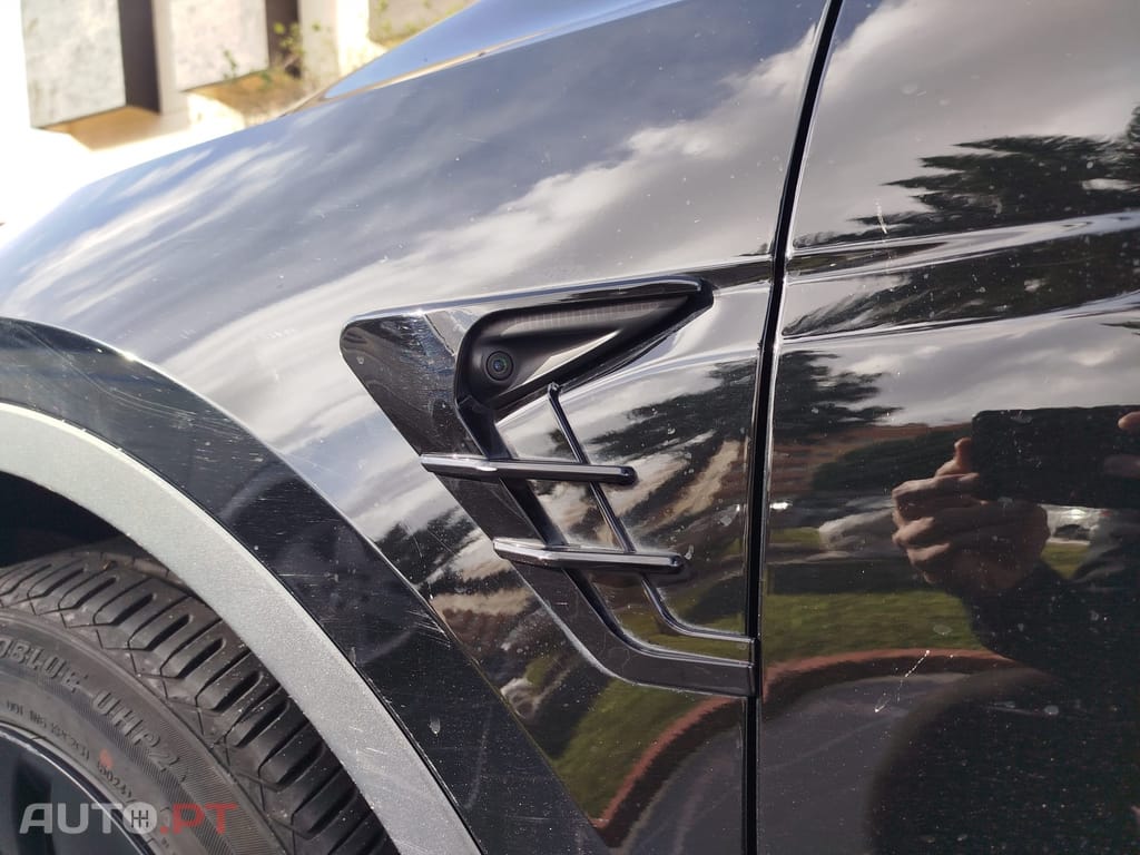 Tesla Model Y Tração Traseira Standard