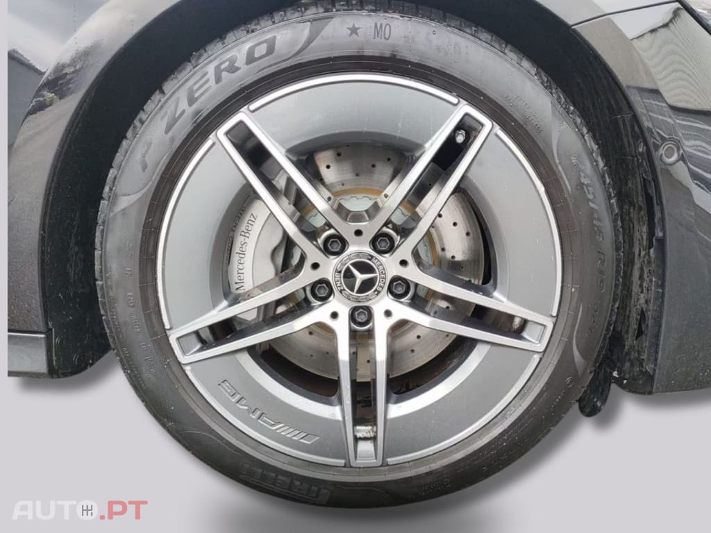 Mercedes-Benz E 300 I.V.A DEDUTIVEL e T AMG