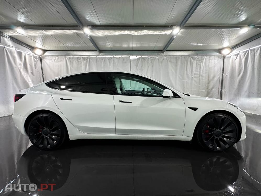 Tesla Model 3 Performance AWD