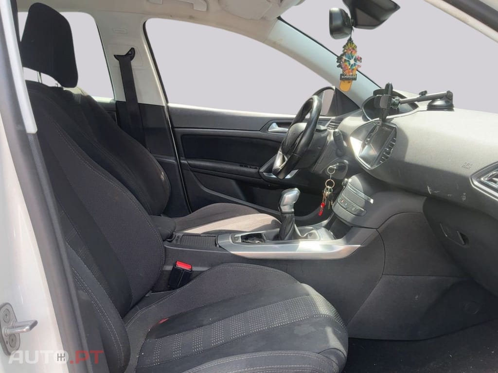 Peugeot 308 1.2 Puretech Allure