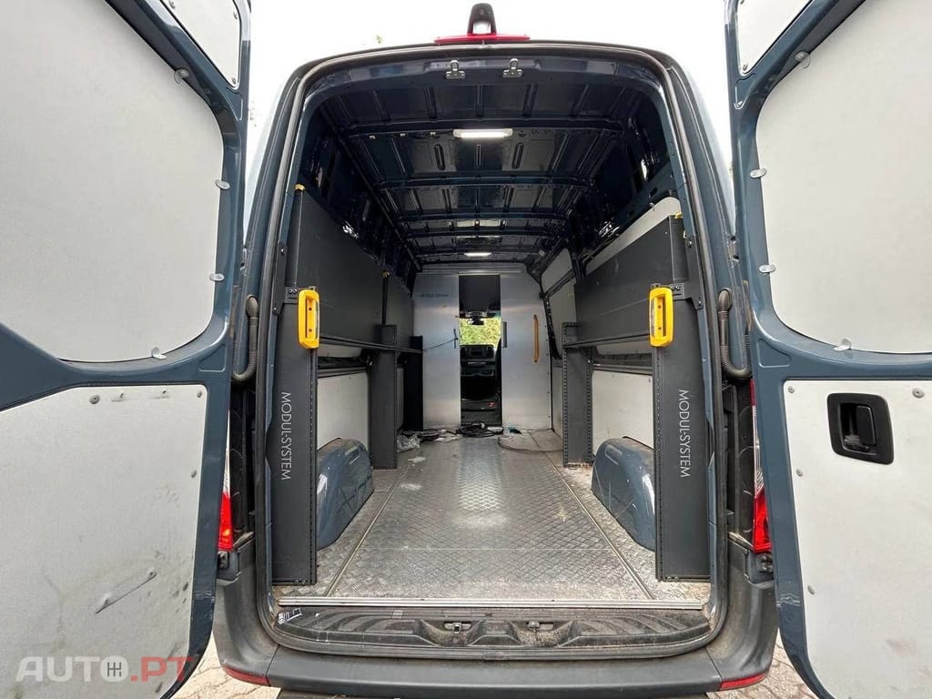Mercedes-Benz Sprinter L2