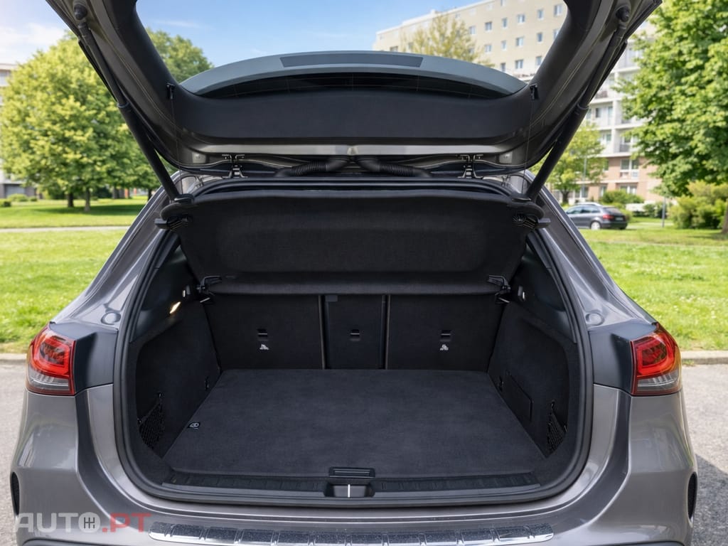 Mercedes-Benz EQA 300 3M AMG Advanced Line