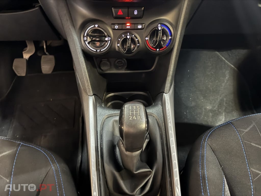 Peugeot 2008 1.2 PureTech Style
