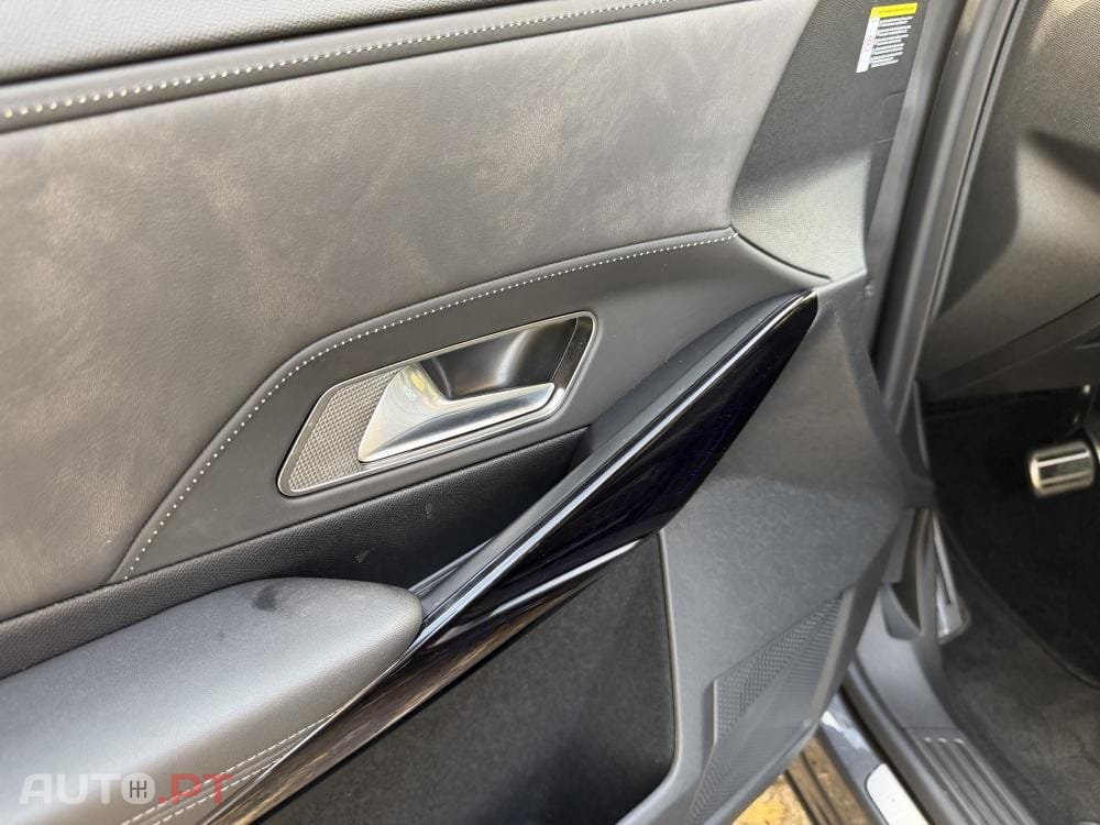 DS DS7 Crossback E-Tense Performance Line+ EAT8