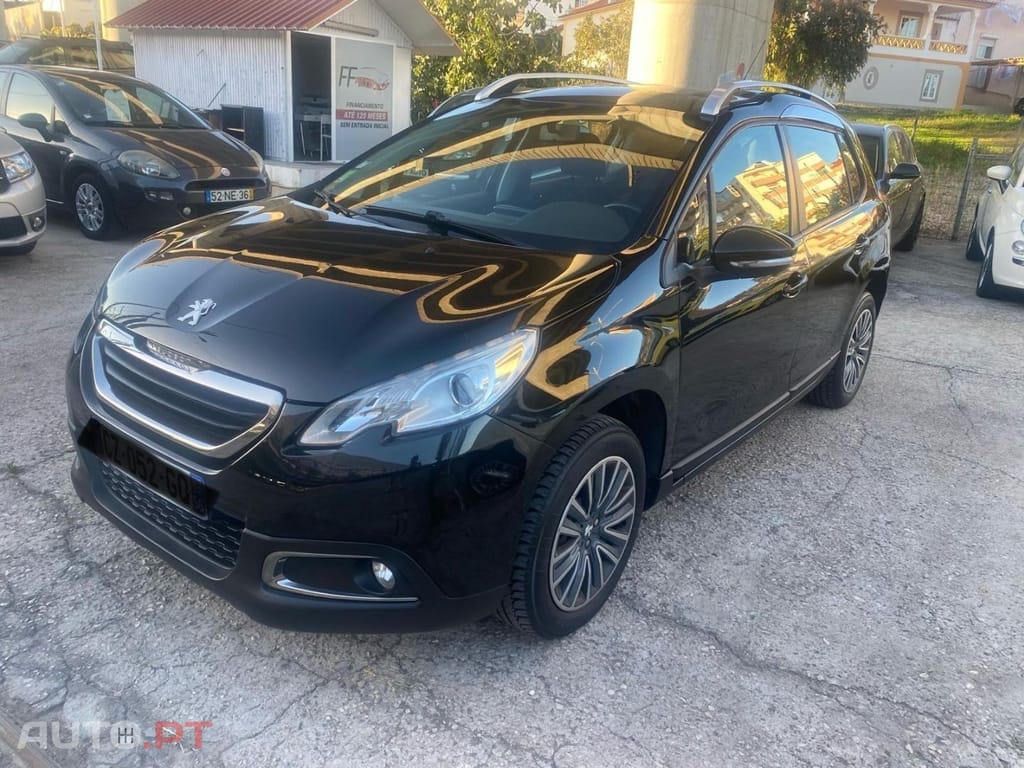 Peugeot 2008 1.2 PureTech Style
