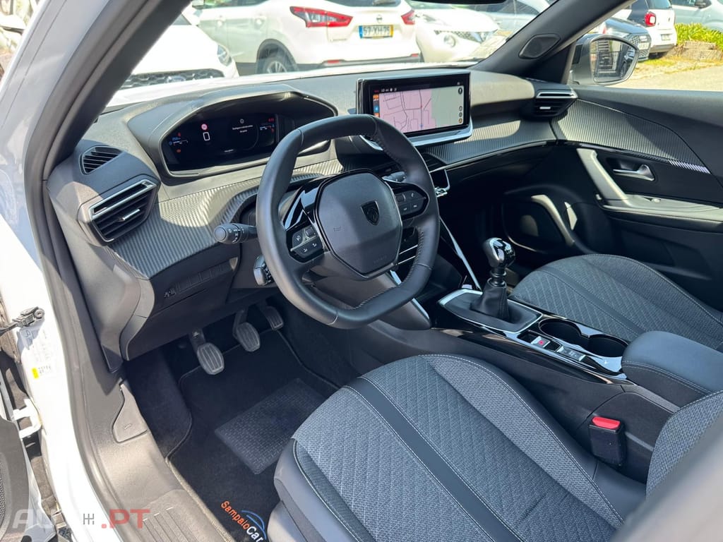 Peugeot 2008 1.2 PureTech Allure Pack