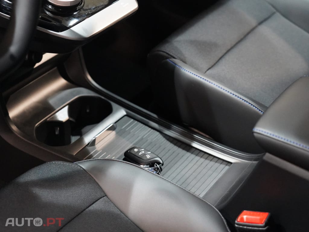 MG MG4 64 kWh Luxury