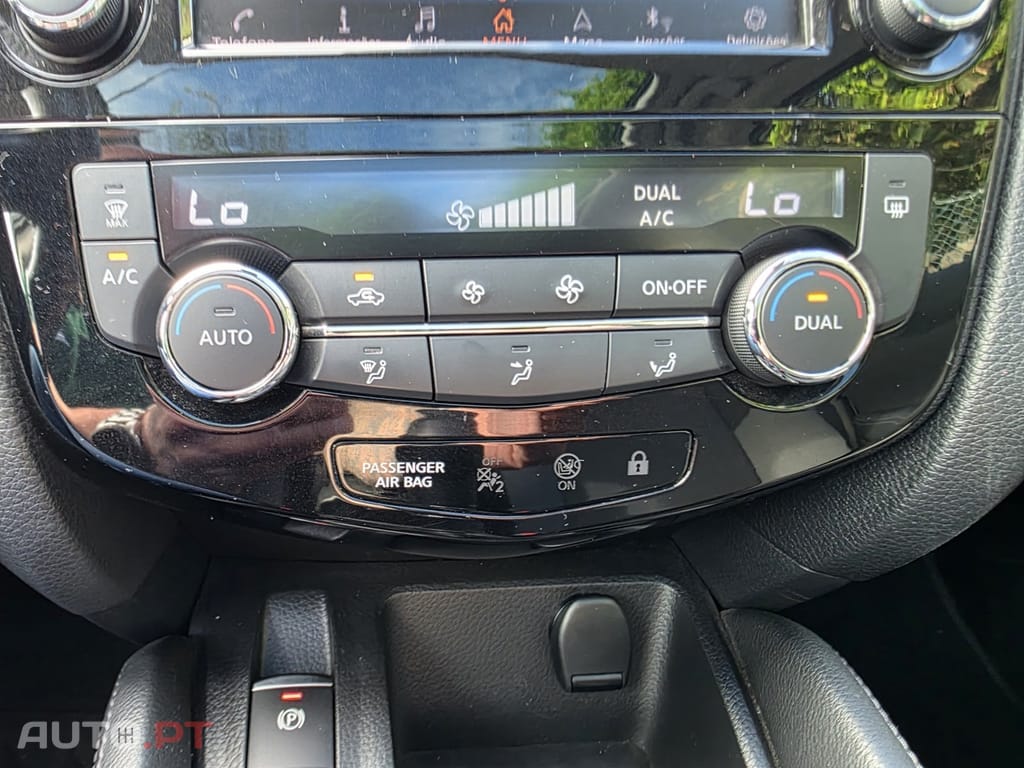 Nissan Qashqai 1.5 dCi N-Connecta J18