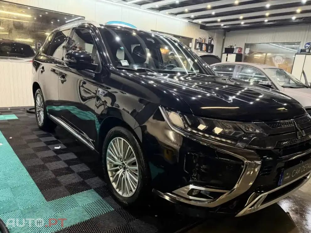 Mitsubishi Outlander 2.4 Ice Edition