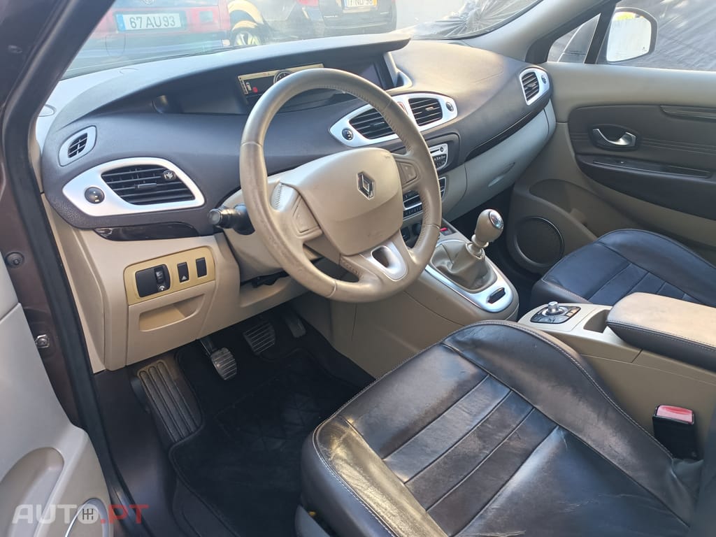 Renault Grand Scénic 1.9 dci