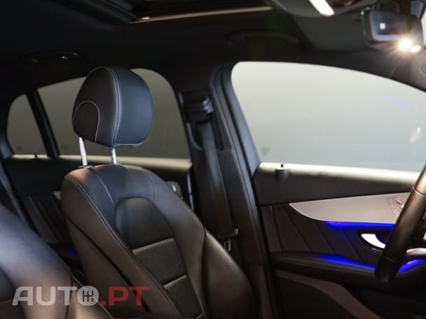 Mercedes-Benz GLC 300 4Matic 9G-TRONIC AMG Line