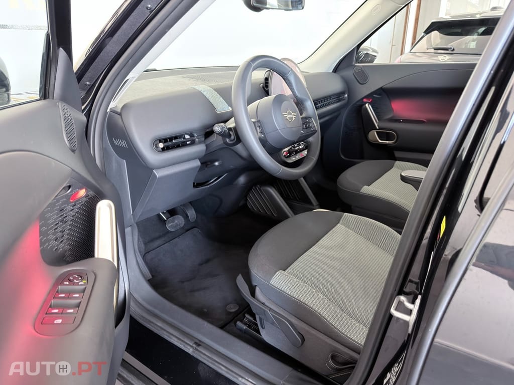 MINI Aceman SE Classic M