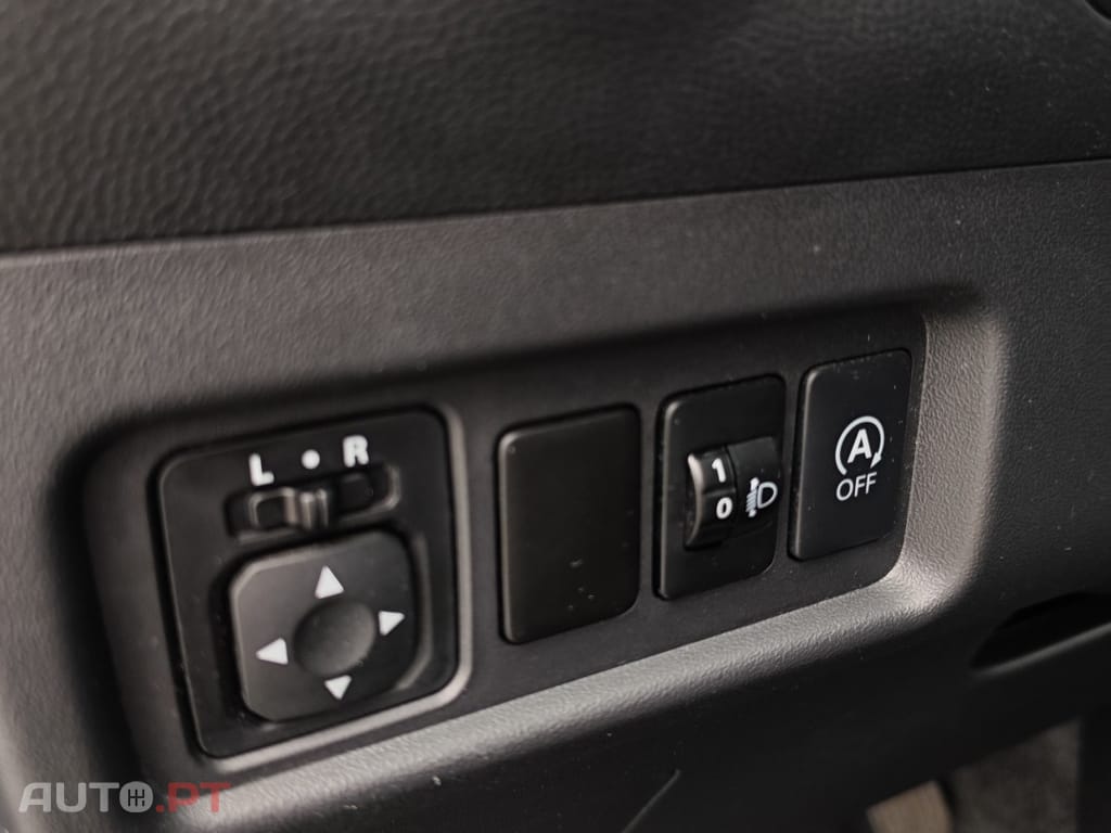 Mitsubishi Space Star 1.2 Intense Connect Edition