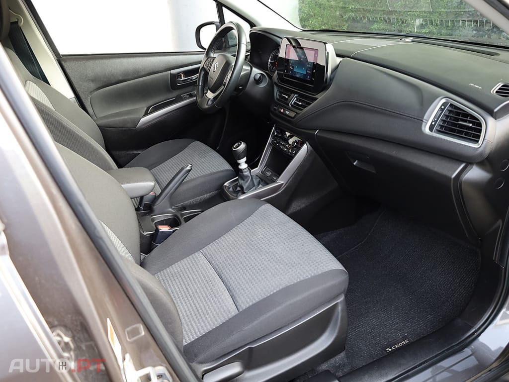 Suzuki S-Cross 1.4T S2 Mild-Hybrid