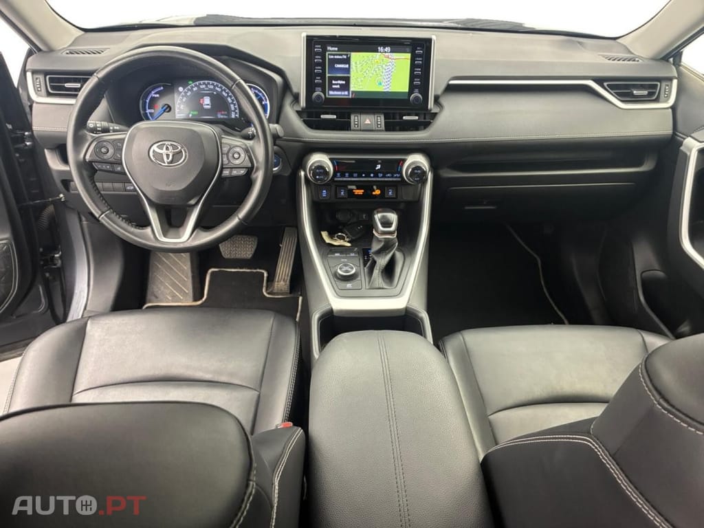 Toyota RAV4 2.5 HDF Trail AWD-i