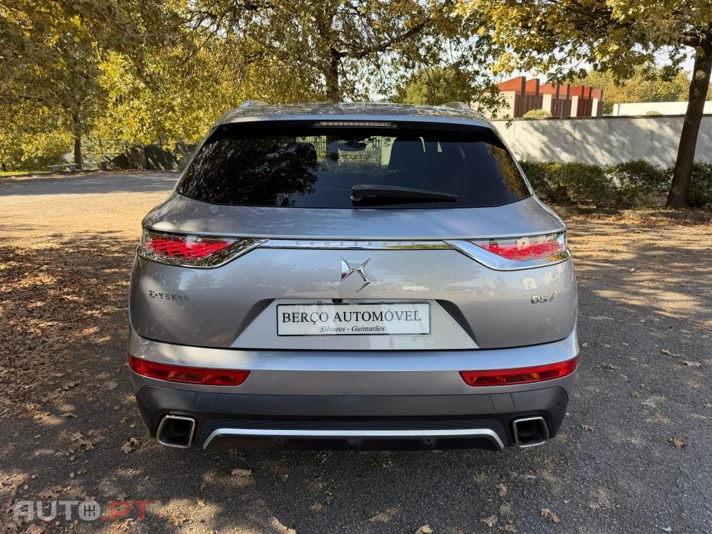 DS DS7 Crossback E-Tense Performance Line EAT8