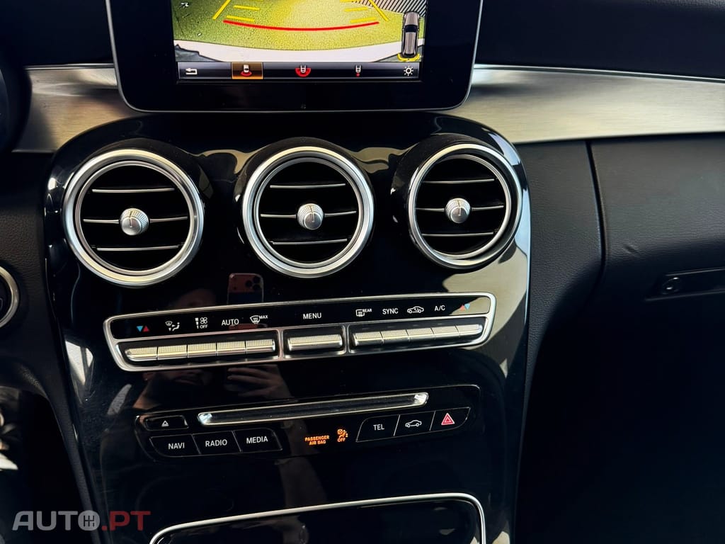 Mercedes-Benz C 220 AMG